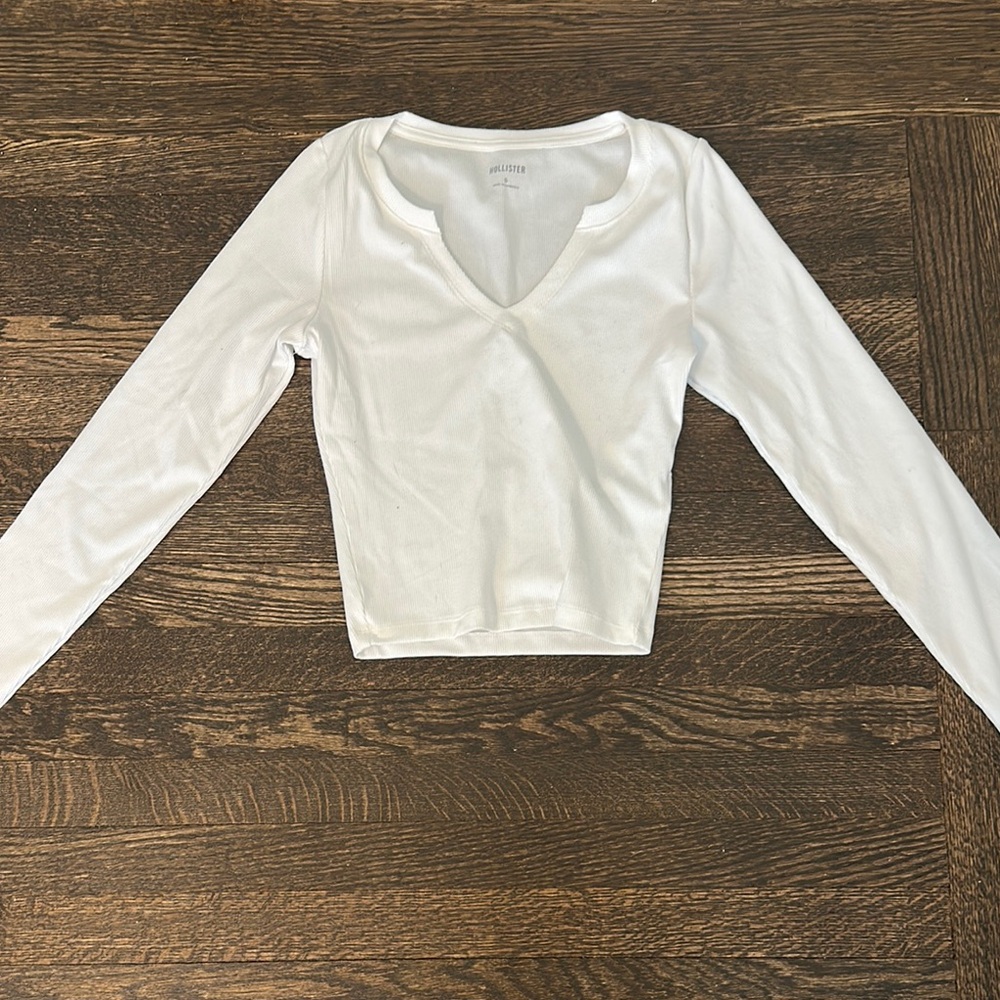 Hollister White Long Sleeve Fitted Crop Blouse